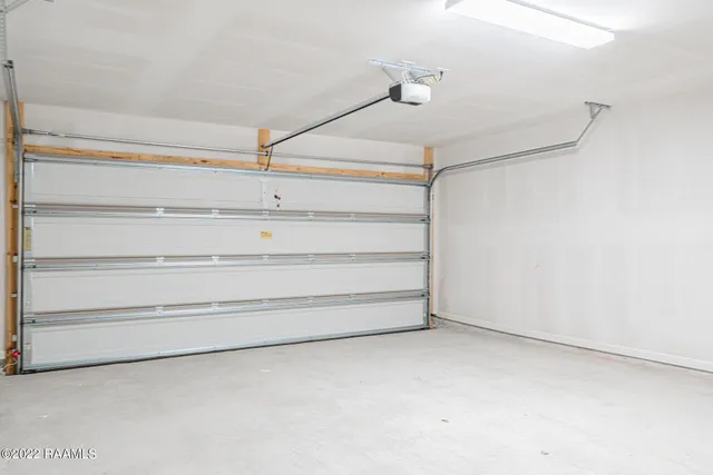 $2,000 | 130 Lucille Drive, Maurice, LA 70555