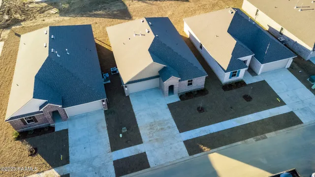 $2,000 | 130 Lucille Drive, Maurice, LA 70555