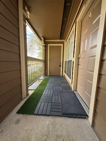 $1,850 | 1880 White Oak Drive, Unit 182, Houston, TX 77009