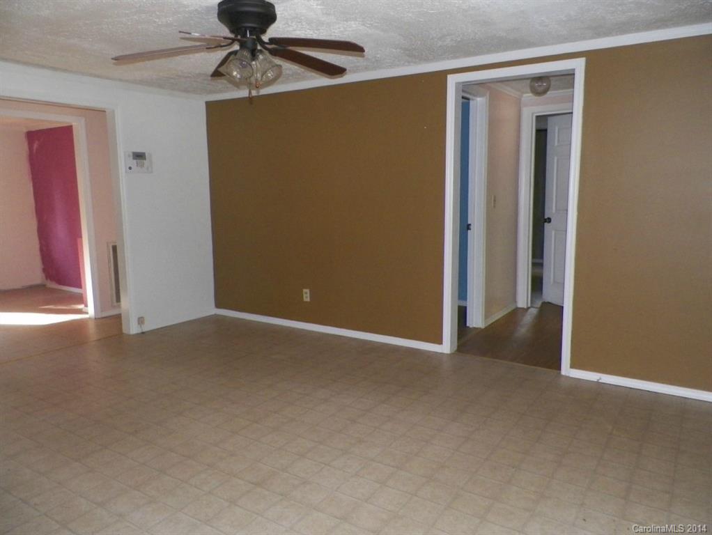 236 Nettlewood Road Darlington, SC 29532 - Photo 12 of 19 Gallery Image 12