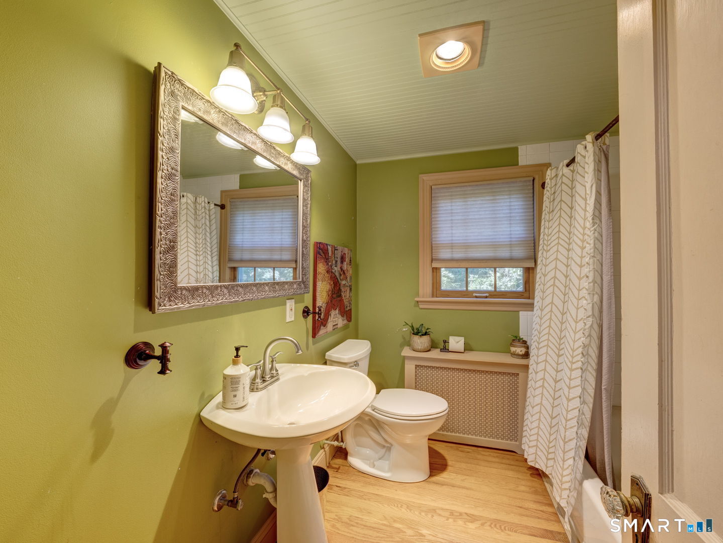61 Hillcrest Road Glastonbury, CT 06033 - Photo 13 of 34