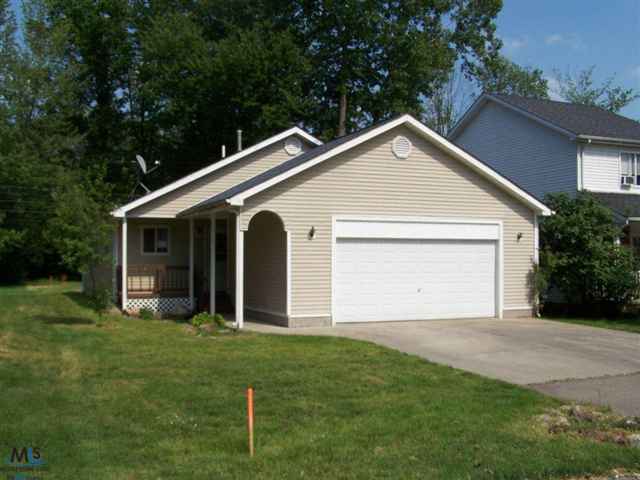 9327 Maple Street Algonac, MI 48001 - Photo 1 of 12 31109355.JPG