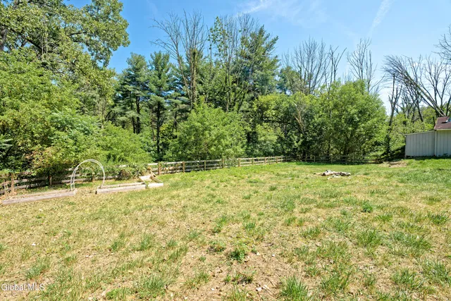 $232,500 | 128 State Highway, Pattersonville, NY 12137