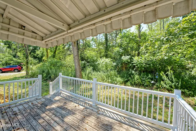 $232,500 | 128 State Highway, Pattersonville, NY 12137