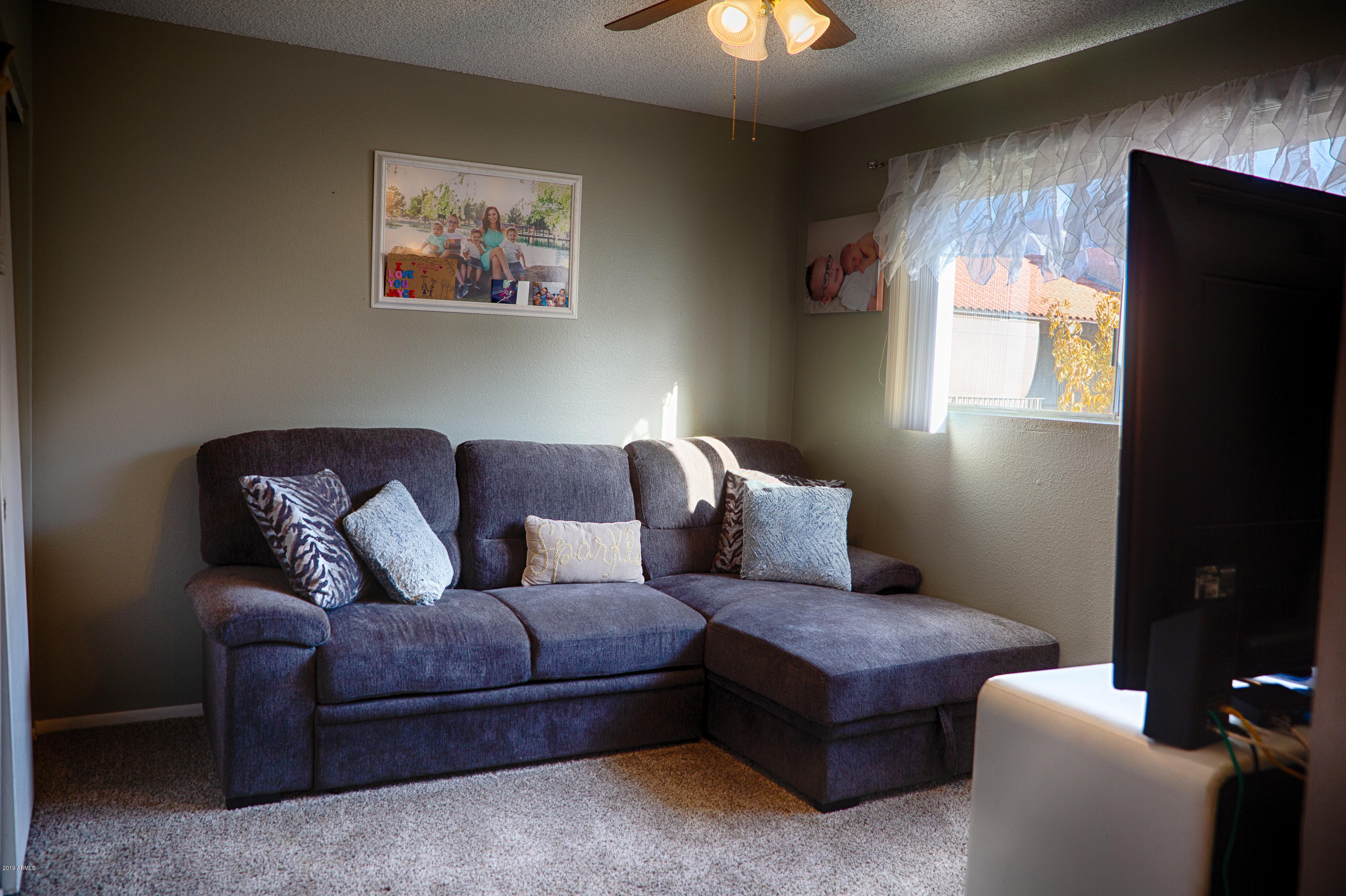 5525 East Thomas Road, Unit B12 Phoenix, AZ 85018 - Photo 5 of 20 second bedroom