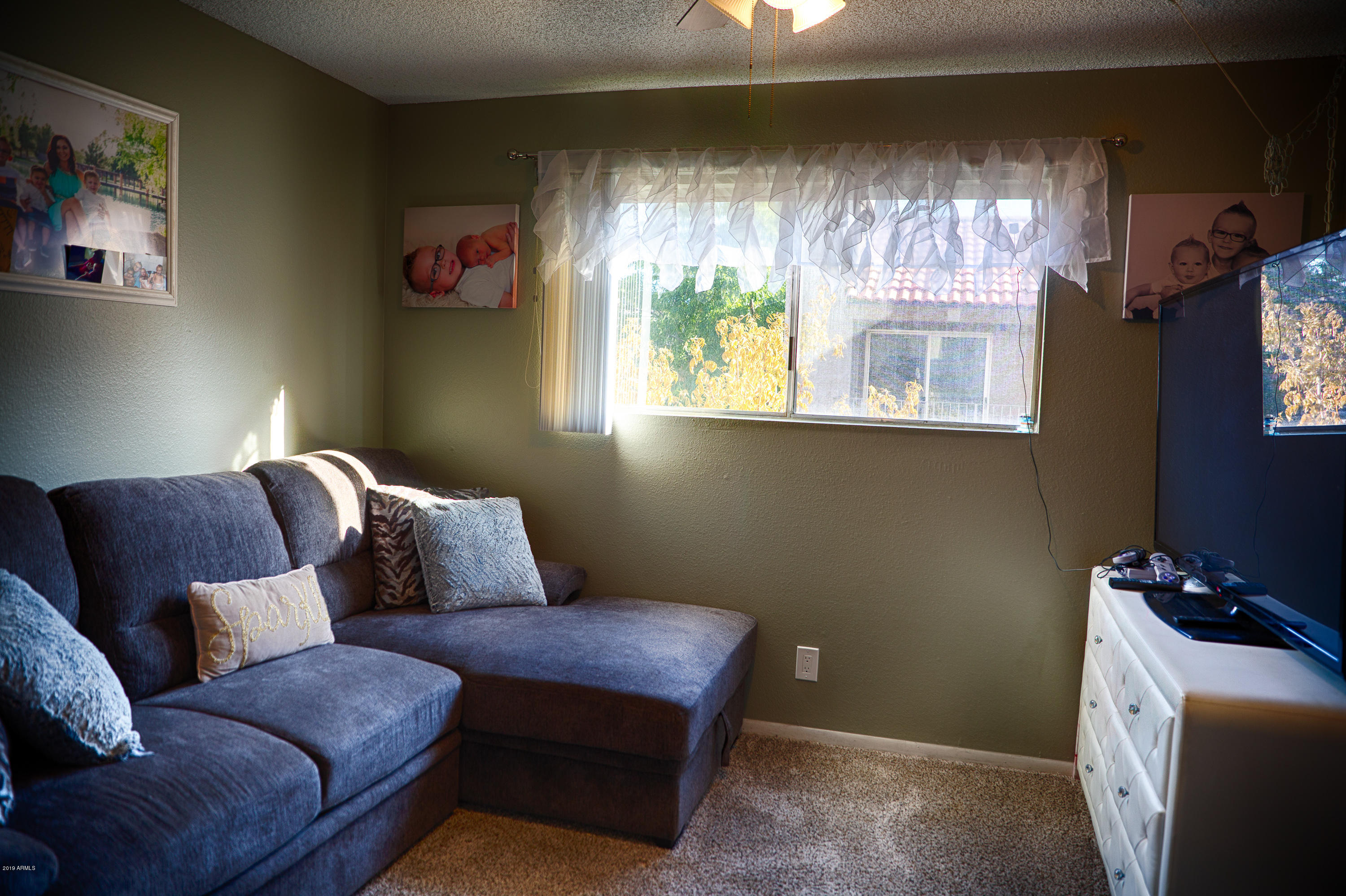 5525 East Thomas Road, Unit B12 Phoenix, AZ 85018 - Photo 6 of 20 second bedroom
