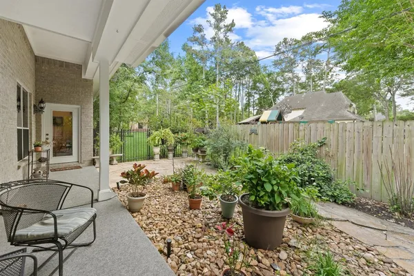 $627,000 | 31403 Helen Lane, Tomball, TX 77375