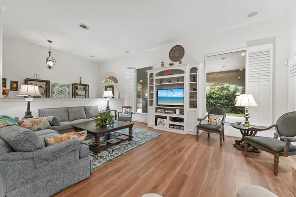 $627,000 | 31403 Helen Lane, Tomball, TX 77375