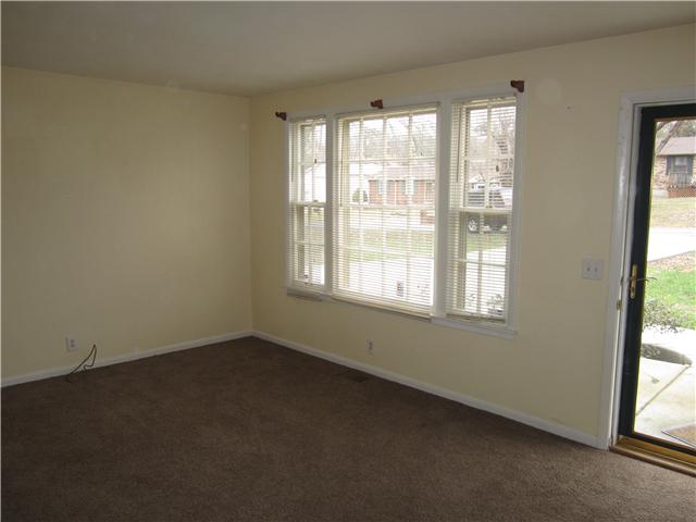 116 North Valley Road Hendersonville, TN 37075 - Photo 7 of 13 Gallery Image 7