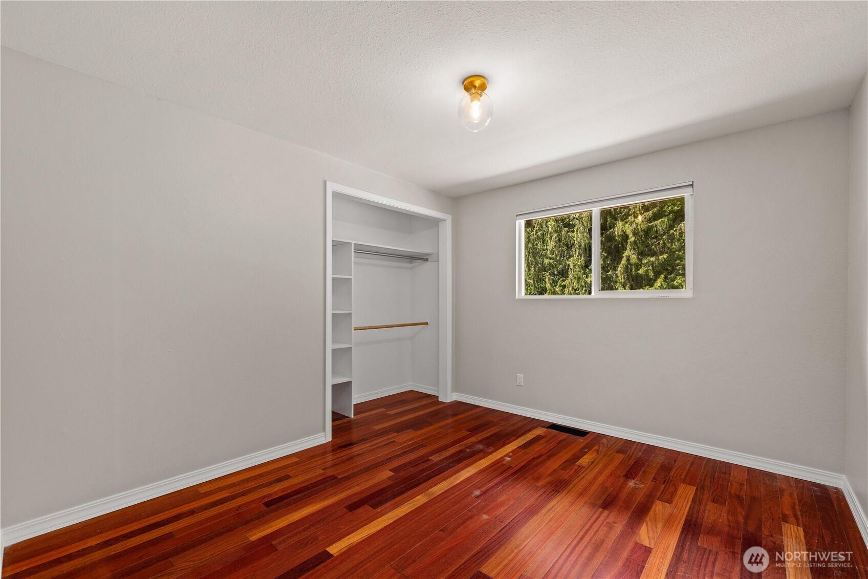 8021 181st Place Southwest Edmonds, WA 98026 - Photo 25 of 40