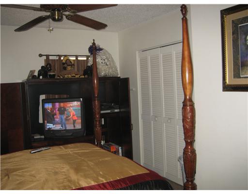 256 Southwest 6th Street Boca Raton, FL 33432 - Photo 19 of 25 Additional Photo