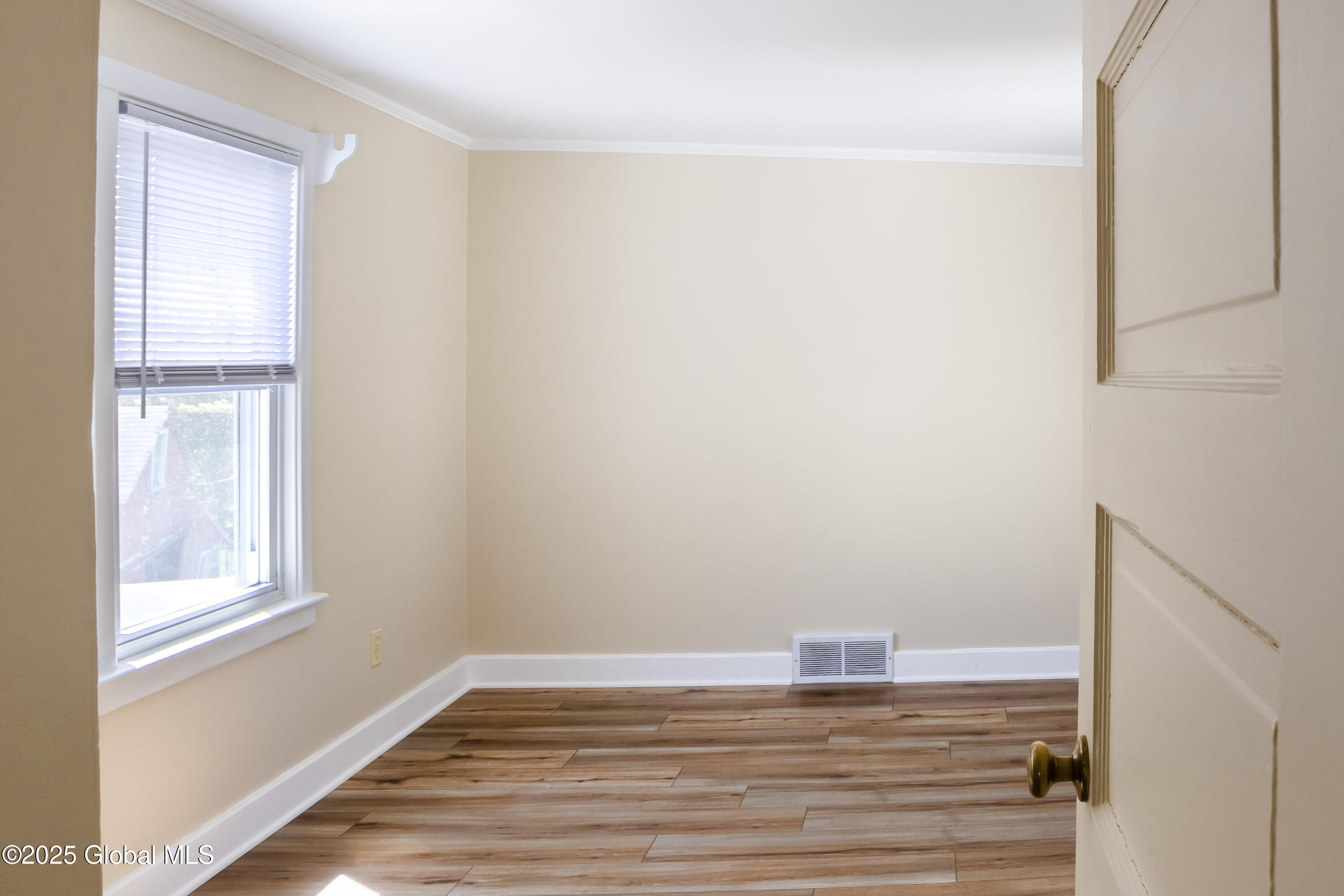 182 Kingsley Road, Unit 2B Ballston, NY 12027 - Photo 9 of 14 0D2A2673-HDR