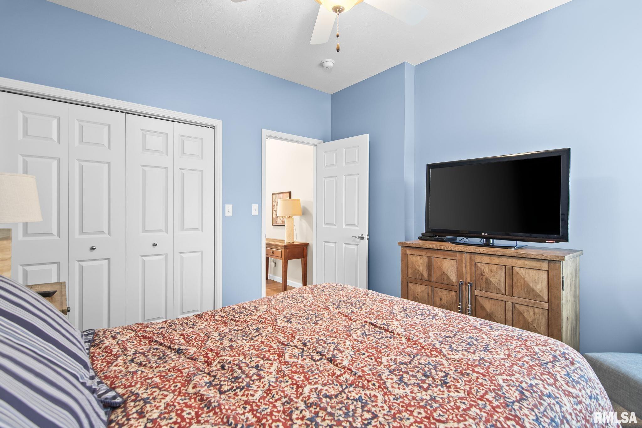 2503 Interlacken Drive Springfield, IL 62704 - Photo 24 of 36