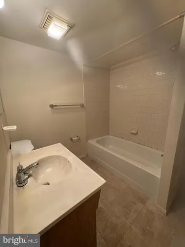 $2,700 | 3621 Seaford Court, Pasadena, MD 21122