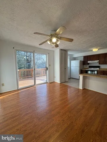 $2,700 | 3621 Seaford Court, Pasadena, MD 21122