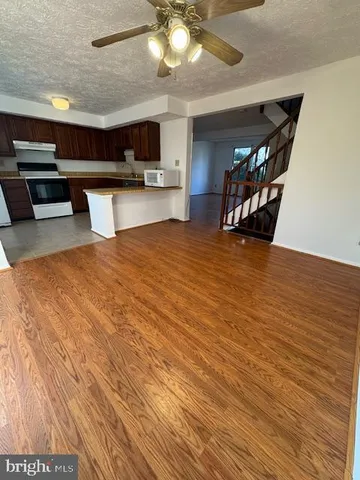 $2,700 | 3621 Seaford Court, Pasadena, MD 21122