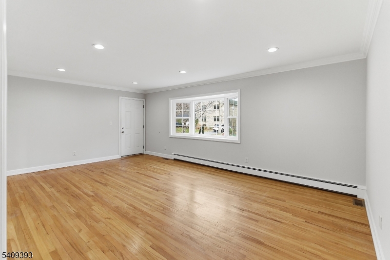 72 Prospect Street Paramus, NJ 07652 - Photo 16 of 24