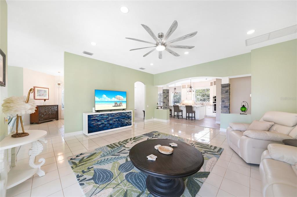 1064 Harbour Way Place Punta Gorda, FL 33983 - Photo 3 of 38