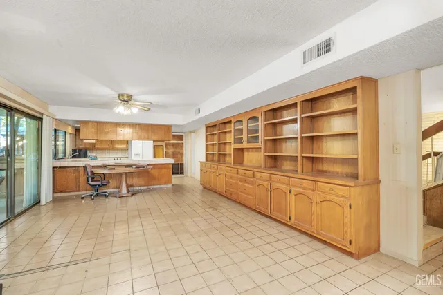 $425,000 | Undisclosed Address, Bakersfield, CA 93309