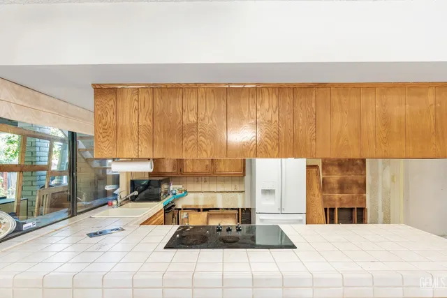 $425,000 | Undisclosed Address, Bakersfield, CA 93309