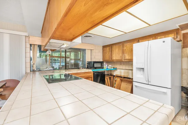 $425,000 | Undisclosed Address, Bakersfield, CA 93309