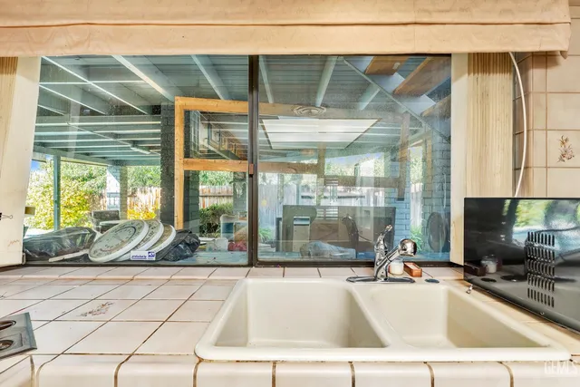 $425,000 | Undisclosed Address, Bakersfield, CA 93309