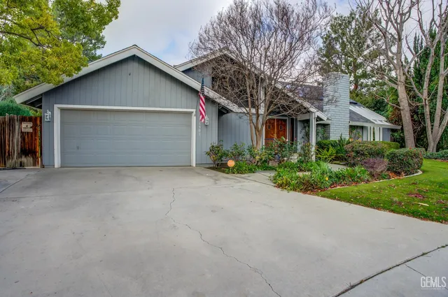 $425,000 | Undisclosed Address, Bakersfield, CA 93309