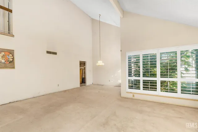 $425,000 | Undisclosed Address, Bakersfield, CA 93309