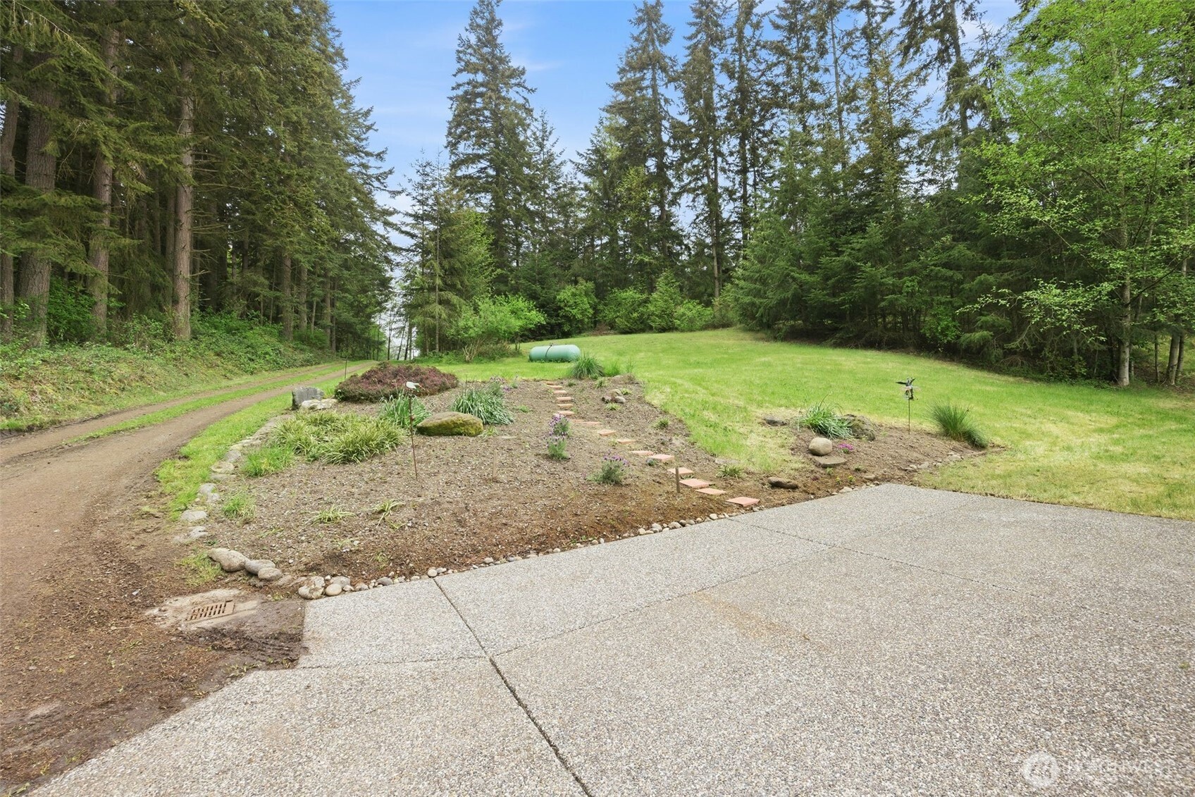 99 North Cross Island Road Camano Island, WA 98282 - Photo 26 of 39