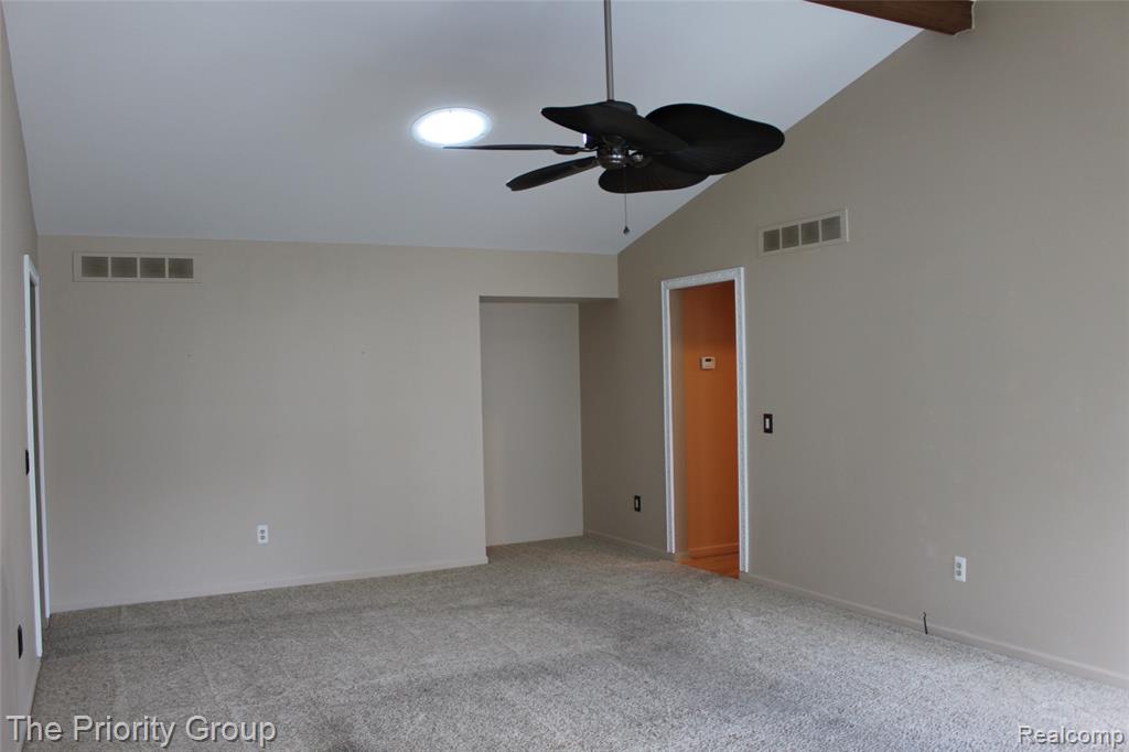 2182 London Bridge Drive, Unit 38 Rochester Hills, MI 48307 - Photo 14 of 49