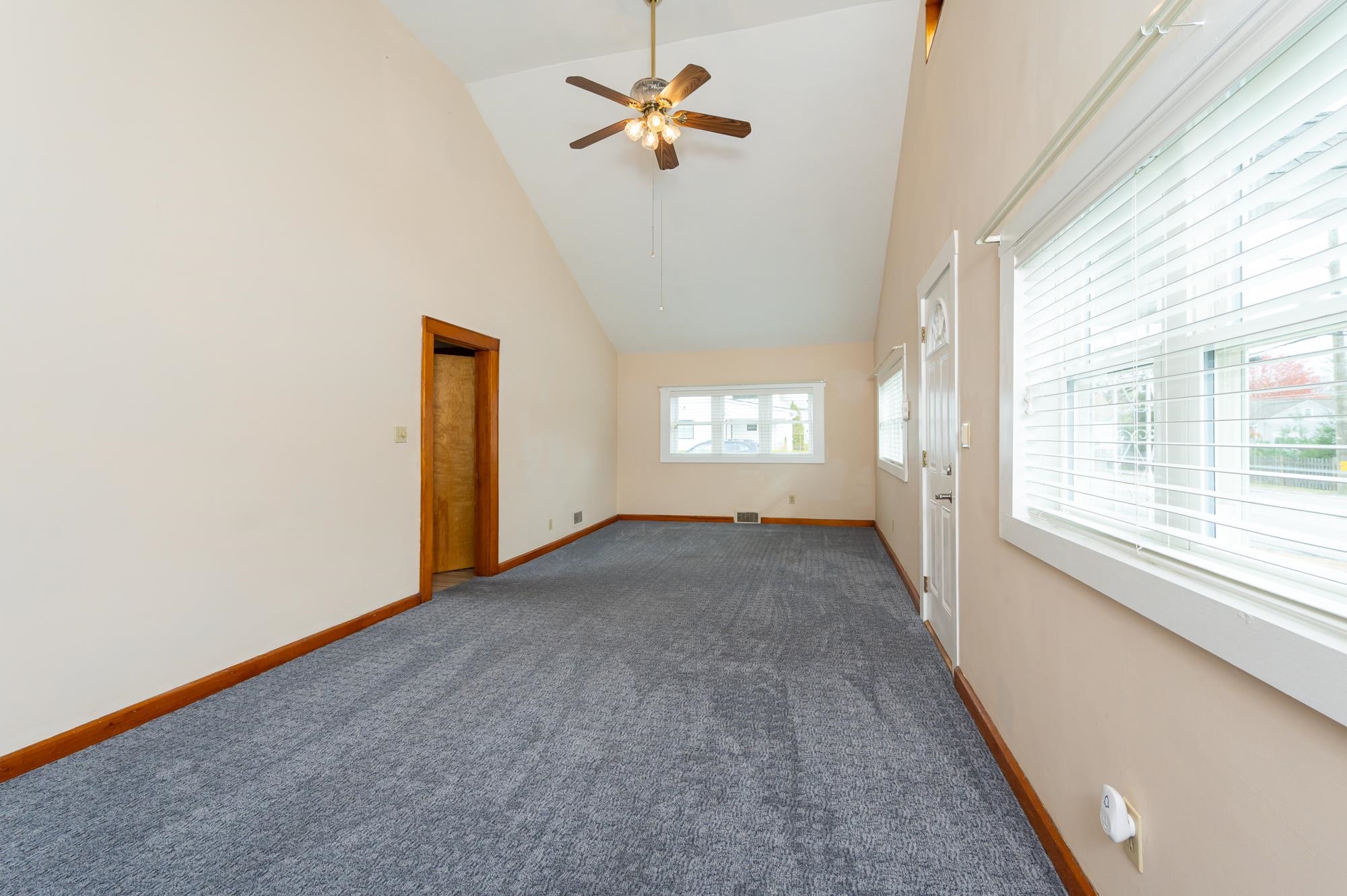 41 New Dunstable Road Nashua, NH 03060 - Photo 12 of 43 Gallery Image 12