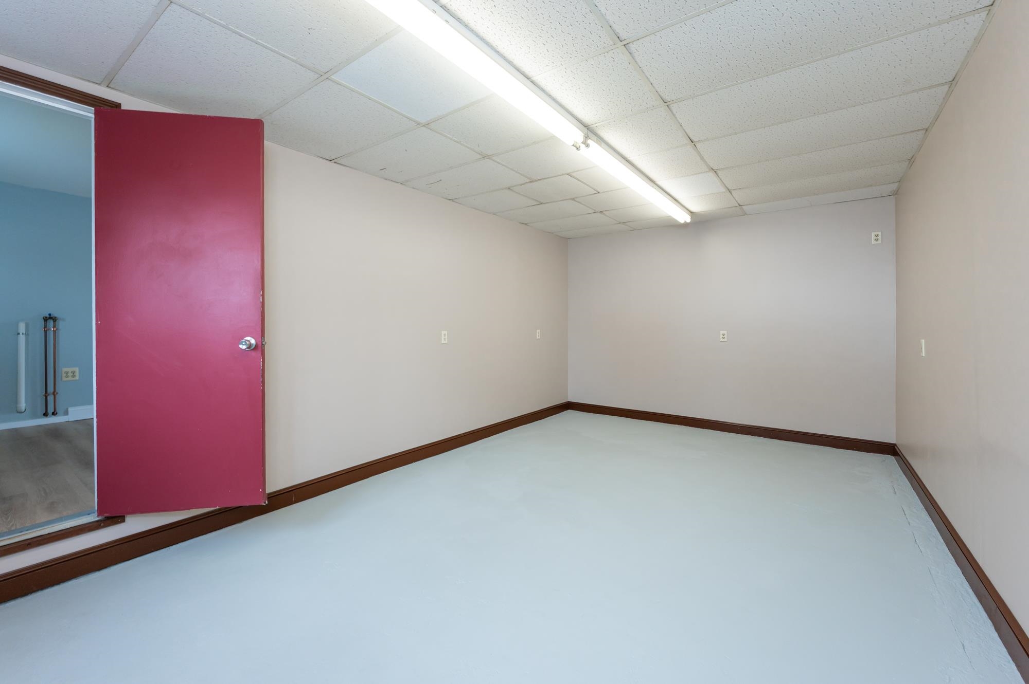 41 New Dunstable Road Nashua, NH 03060 - Photo 21 of 43 Gallery Image 21