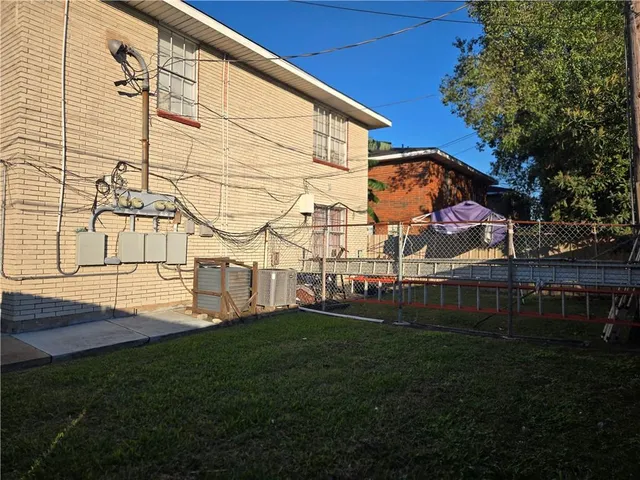 $1,150 | 2102 Euclid Street, Unit B, Gretna, LA 70056
