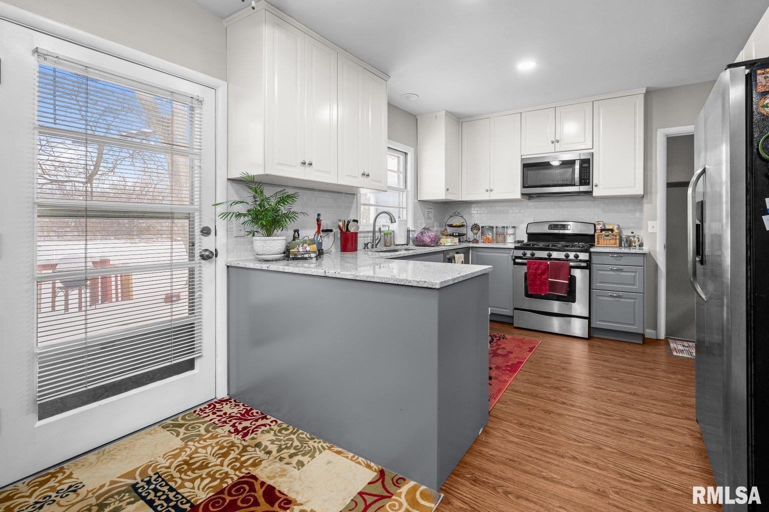 2946 Jersey Ridge Road Davenport, IA 52803 - Photo 10 of 28 Gallery Image 10