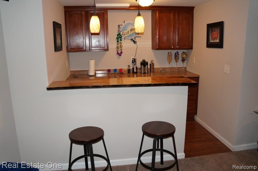 696 Baker Street Rochester, MI 48307 - Photo 15 of 22 DSC01310.jpg