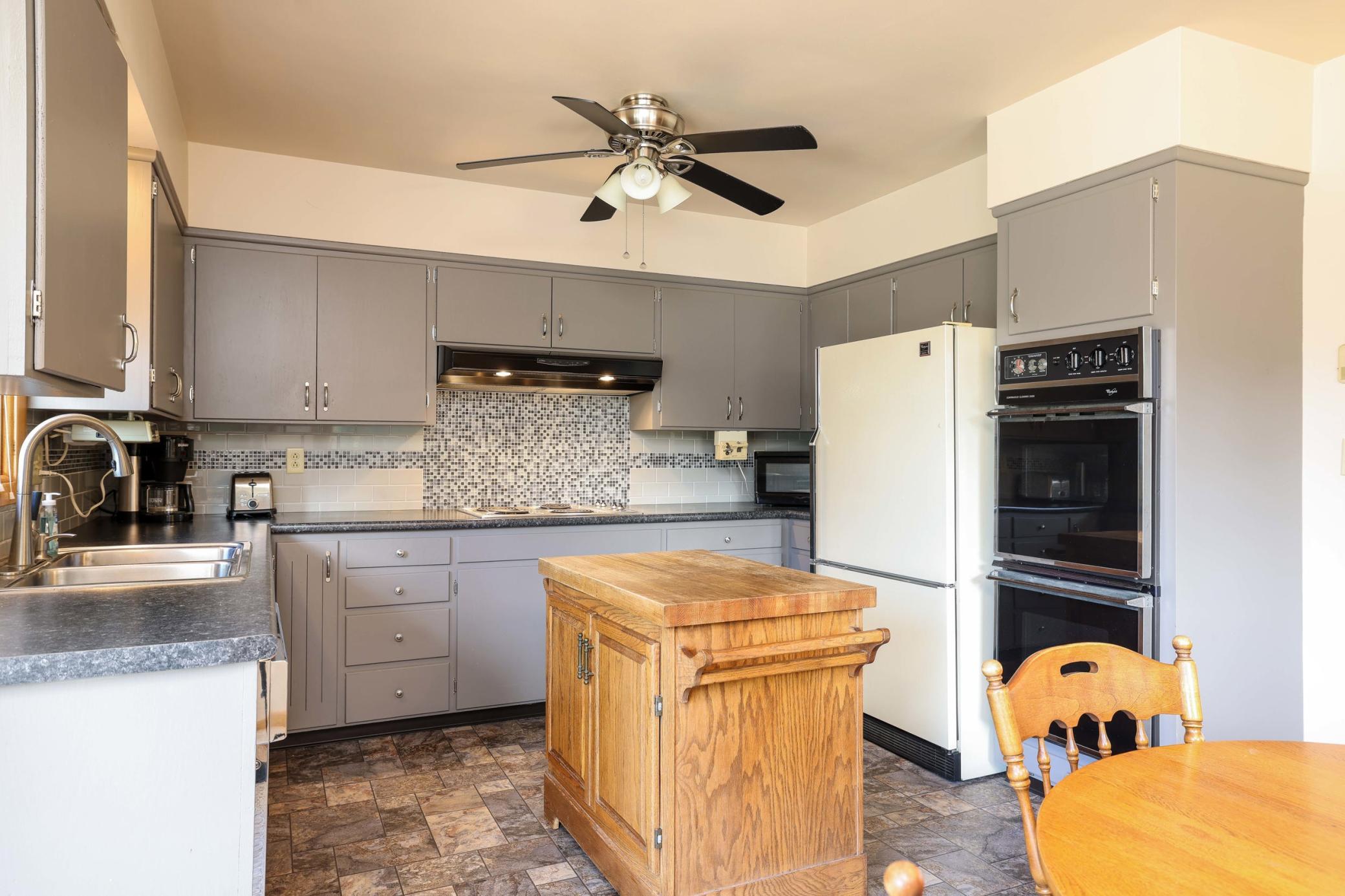 3305 18th Avenue Northwest Rochester, MN 55901 - Photo 11 of 34