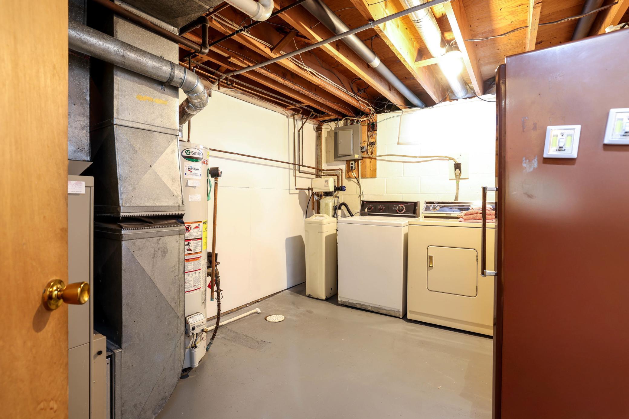 3305 18th Avenue Northwest Rochester, MN 55901 - Photo 19 of 34