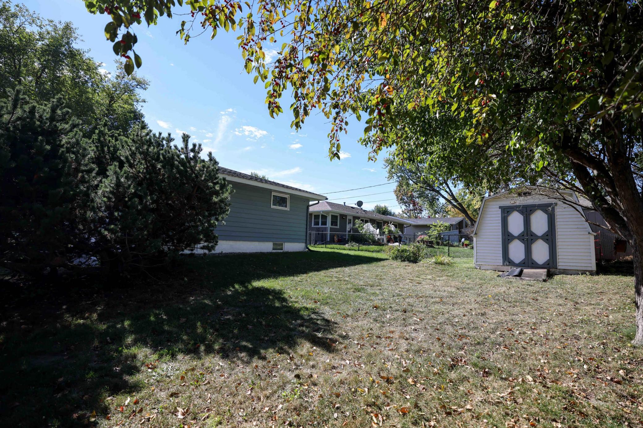 3305 18th Avenue Northwest Rochester, MN 55901 - Photo 26 of 34