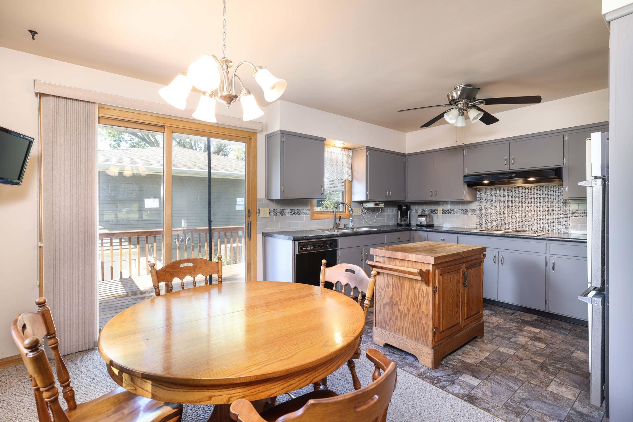 3305 18th Avenue Northwest Rochester, MN 55901 - Photo 8 of 34