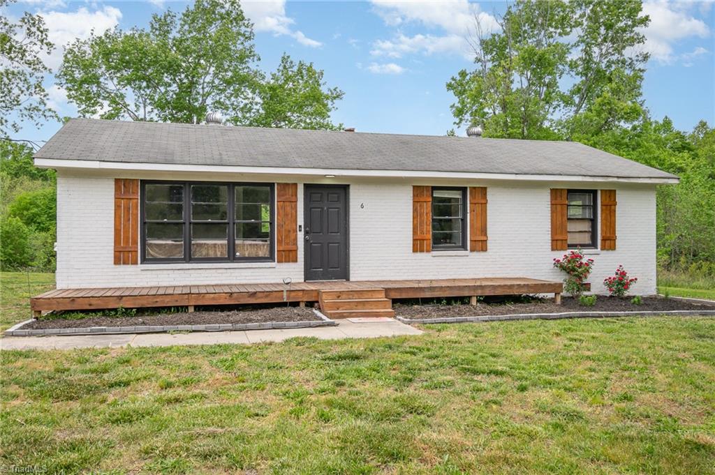 6662 Union Ridge Road Burlington, NC 27217 - Photo 3 of 25 Gallery Image 3