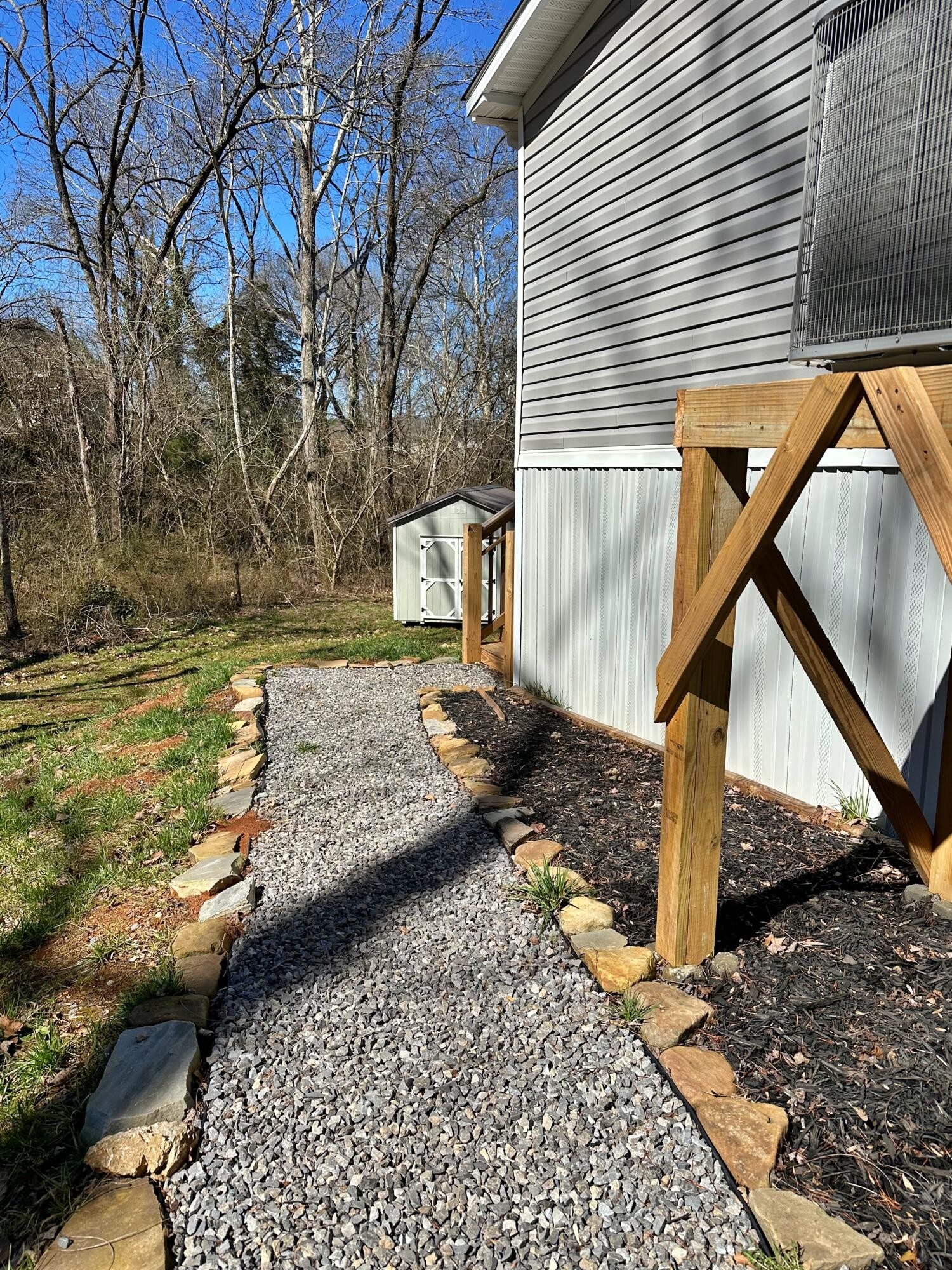 736 Mahoney Road Oliver Springs, TN 37840 - Photo 3 of 53