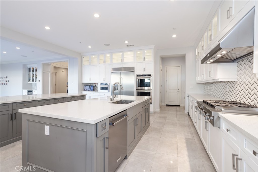 11710 North Manchester Way Porter Ranch, CA 91326 - Photo 12 of 44