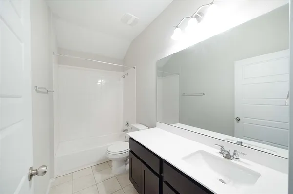 $2,300 | 7329 Sentry Path, Austin, TX 78744