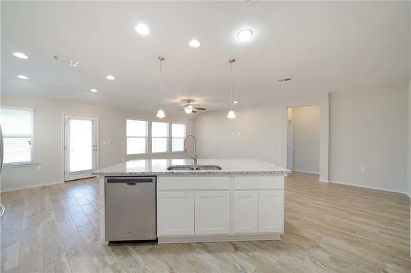 $2,300 | 7329 Sentry Path, Austin, TX 78744