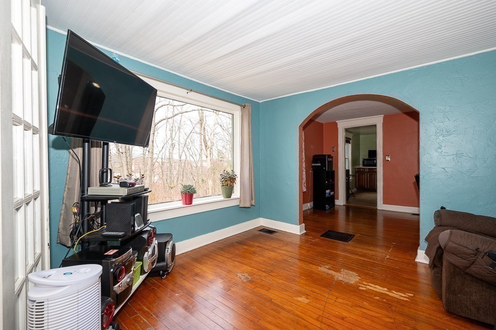 25 Wauwinet Road Worcester, MA 01605 - Photo 19 of 31 Gallery Image 19