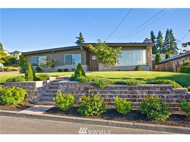 958 Daley Street Edmonds, WA 98020 - Photo 1 of 17 Gallery Image 1