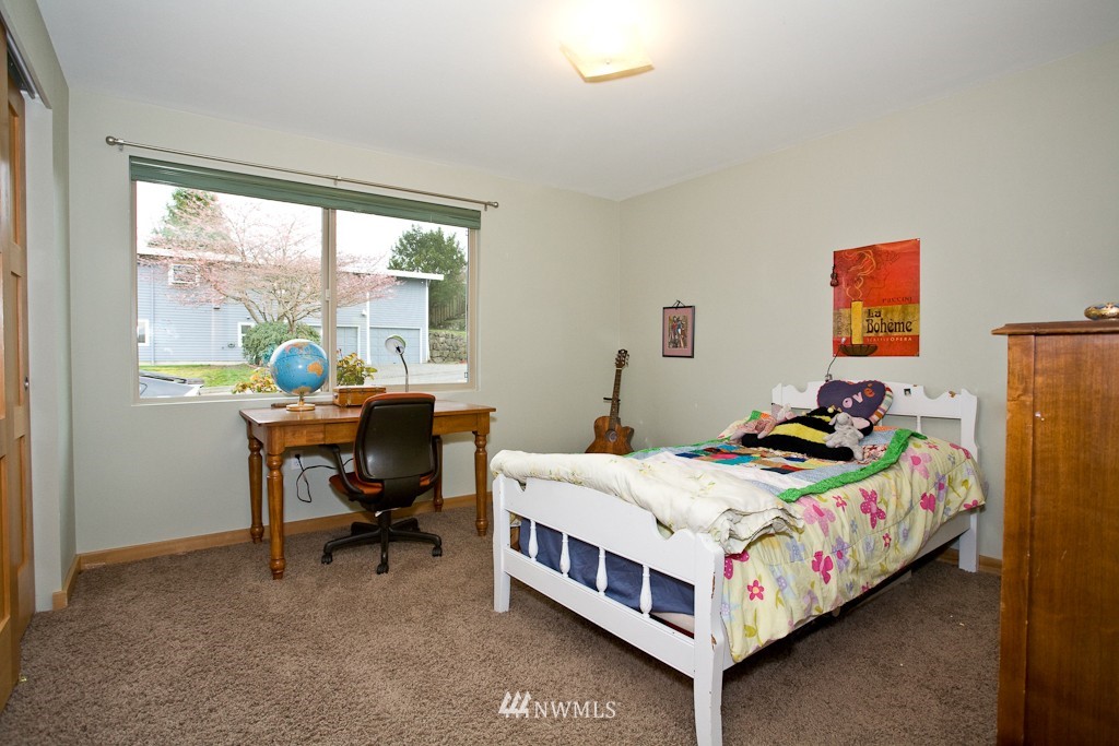 958 Daley Street Edmonds, WA 98020 - Photo 14 of 17 Gallery Image 14