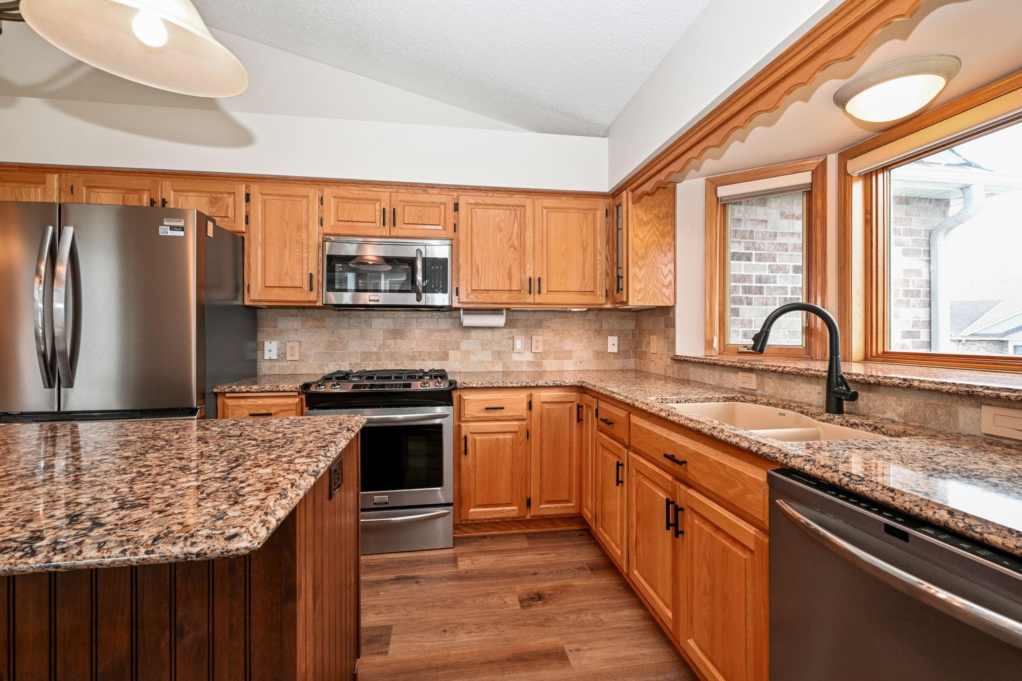 7240 Lake Ridge Drive Savage, MN 55378 - Photo 5 of 32