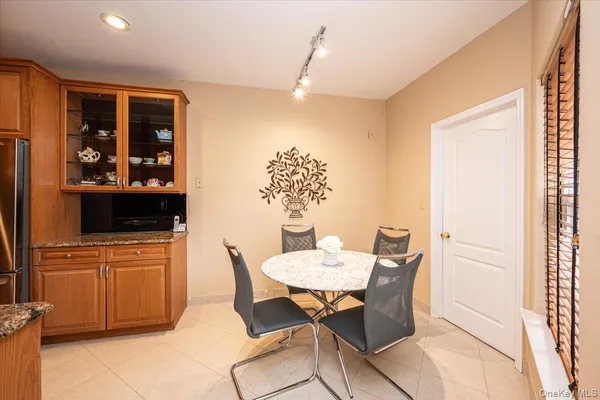 $719,000 | 113 Windwatch Drive, Hauppauge, NY 11788