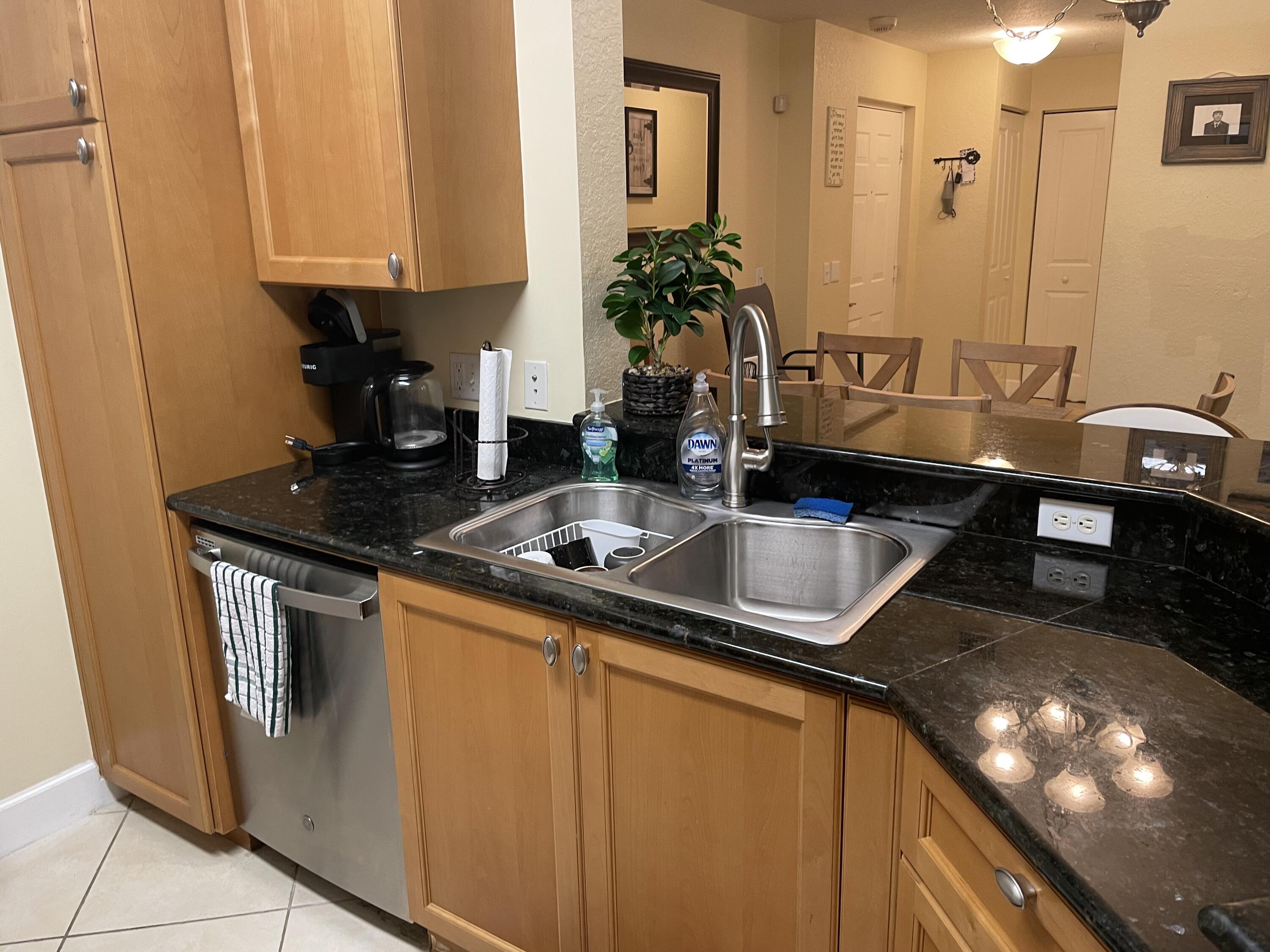 2203 Renaissance Way, Unit 203 Boynton Beach, FL 33426 - Photo 6 of 16 Obz9ToxQRHGB7Mlfx6J8cw